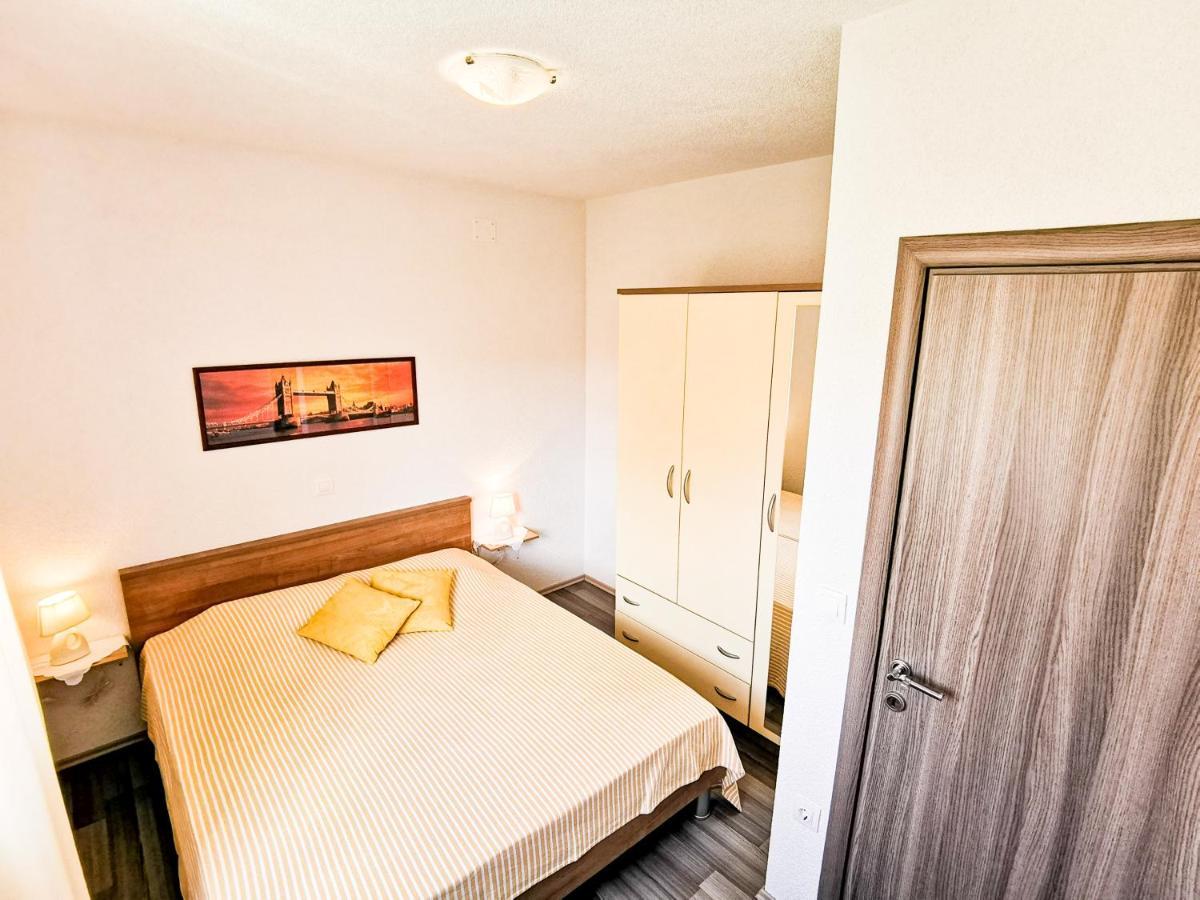 Apartment App La E Bella - Marone Punat