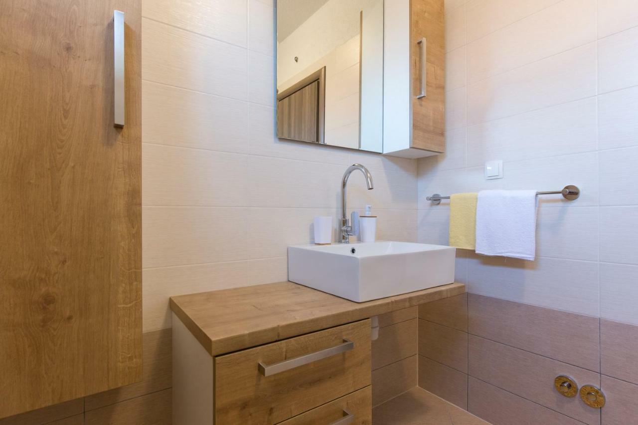 Apartment App La E Bella - Marone Punat