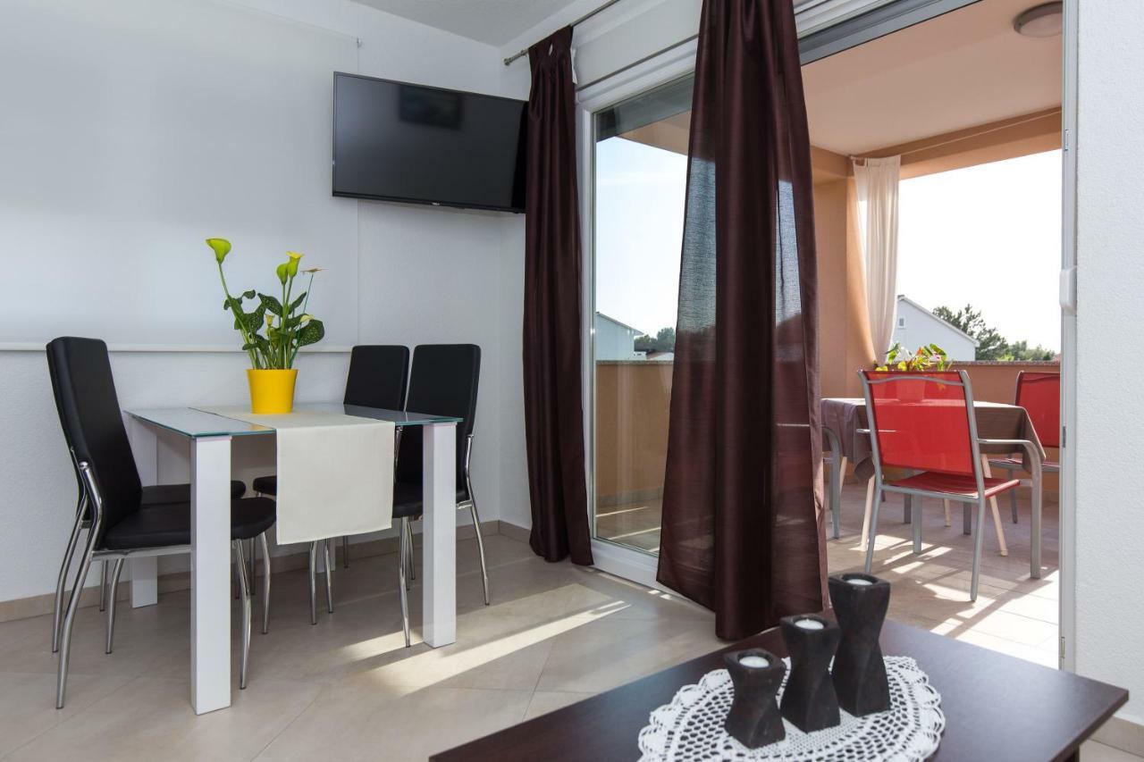 App La E Bella - Marone Apartment *